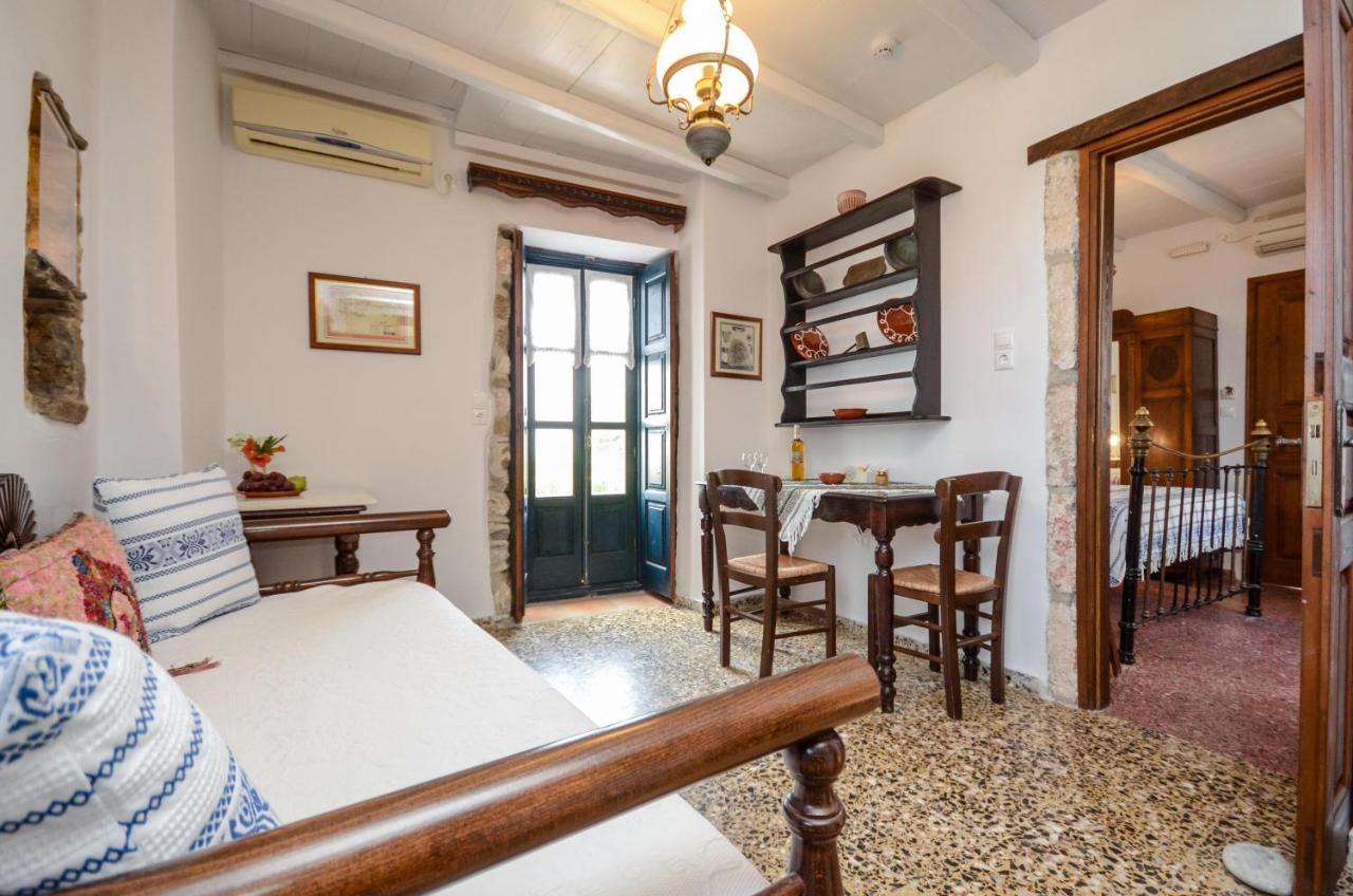 维内提克公寓酒店 Naxos City 外观 照片