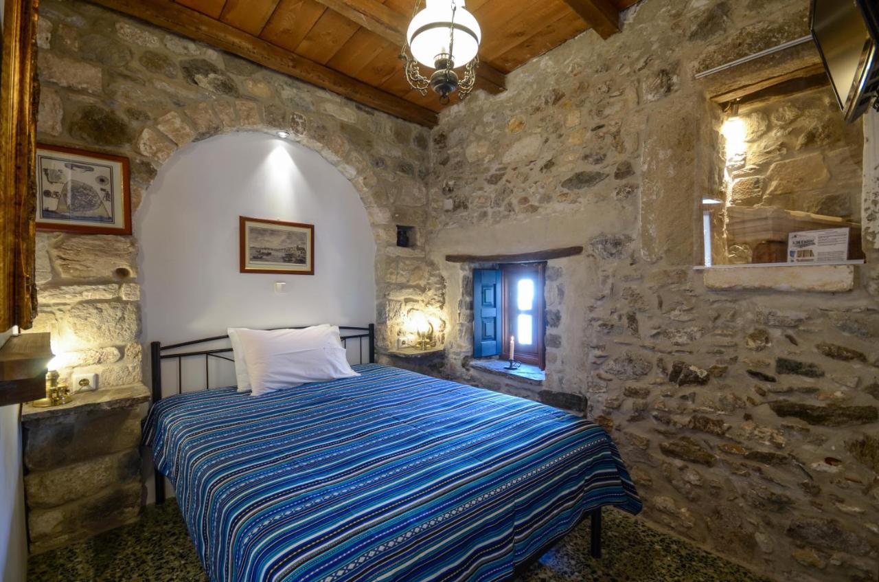 维内提克公寓酒店 Naxos City 外观 照片